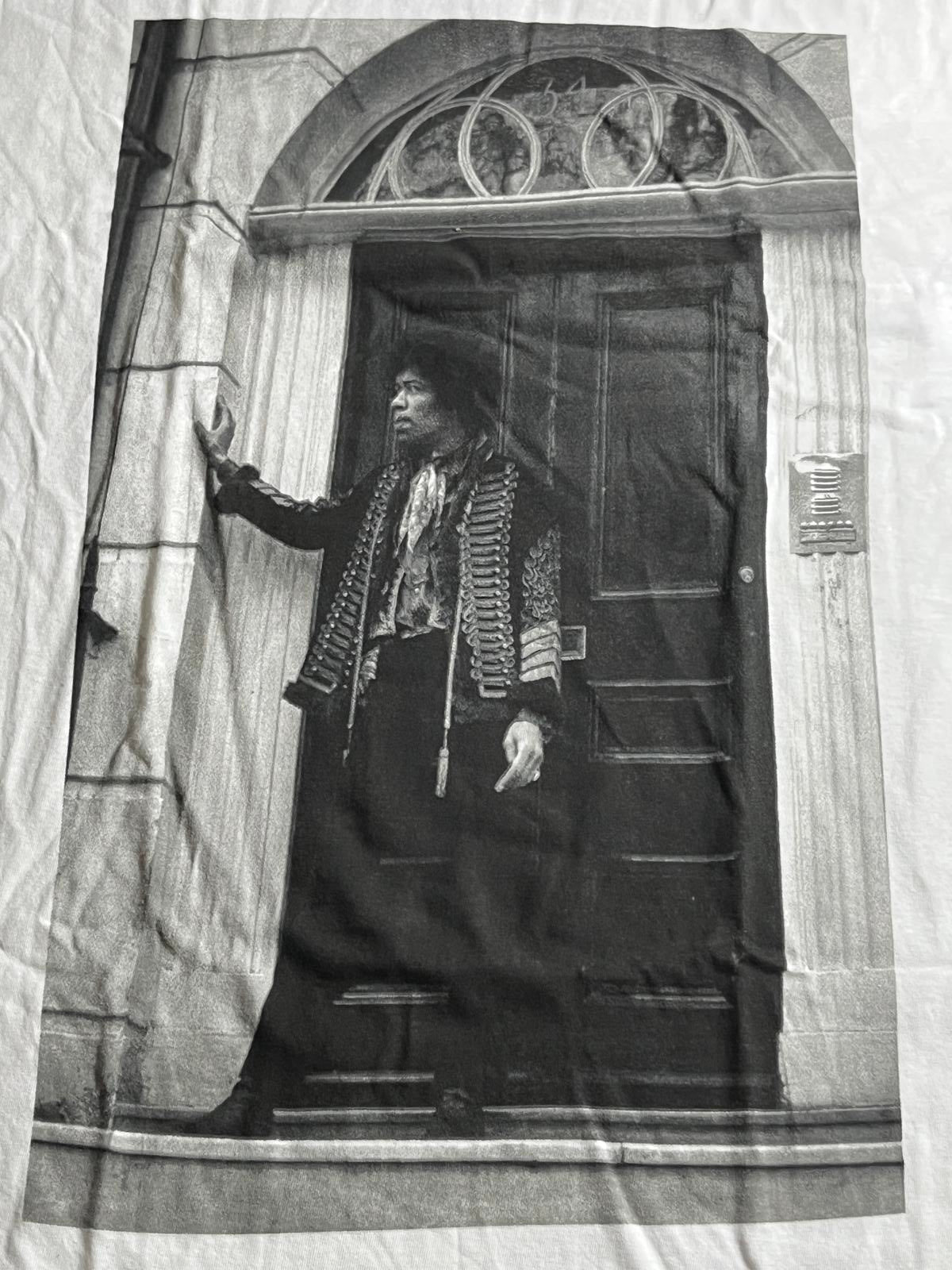 Jimi Hendrix T-shirt - Hendrix Doorway Photo Shirt Zion - M