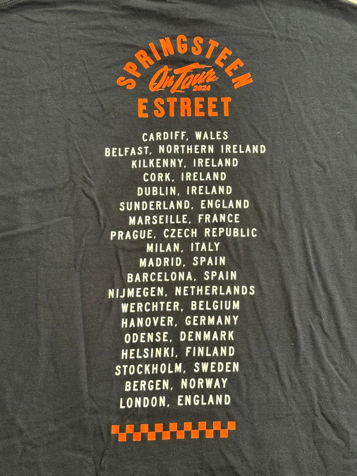 Bruce Springsteen and E Street Band T-shirt On Tour 2024 XL