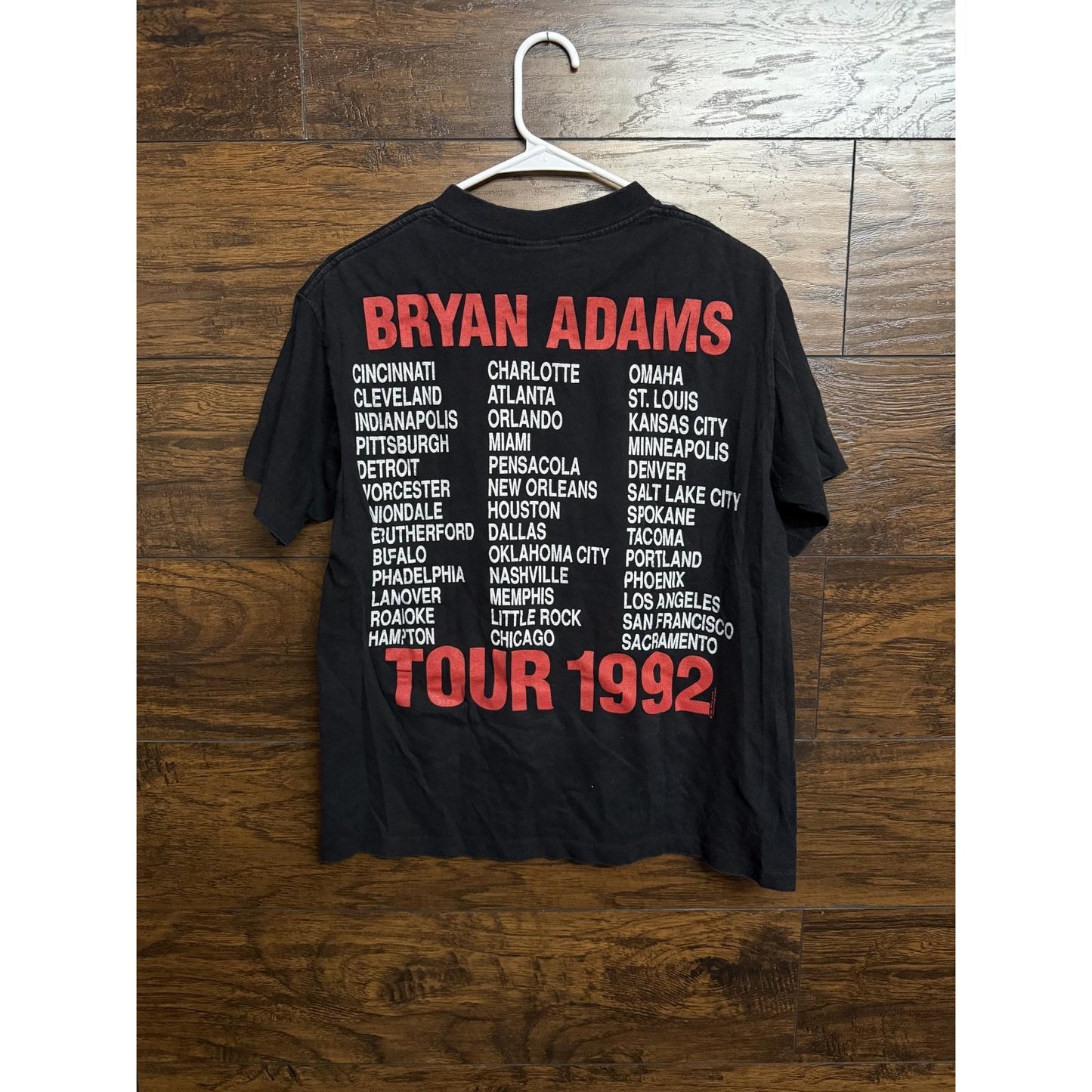 VTG Bryan Adams T-shirt Waking Up The World Tour 1992 Tee