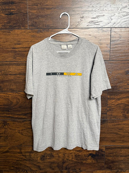 VTG Iowa Hawkeyes T-shirt University of Iowa Tee - L