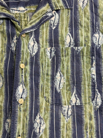 Vintage Woolrich Vertical Conch Shell - Made in Hawaii Shirt