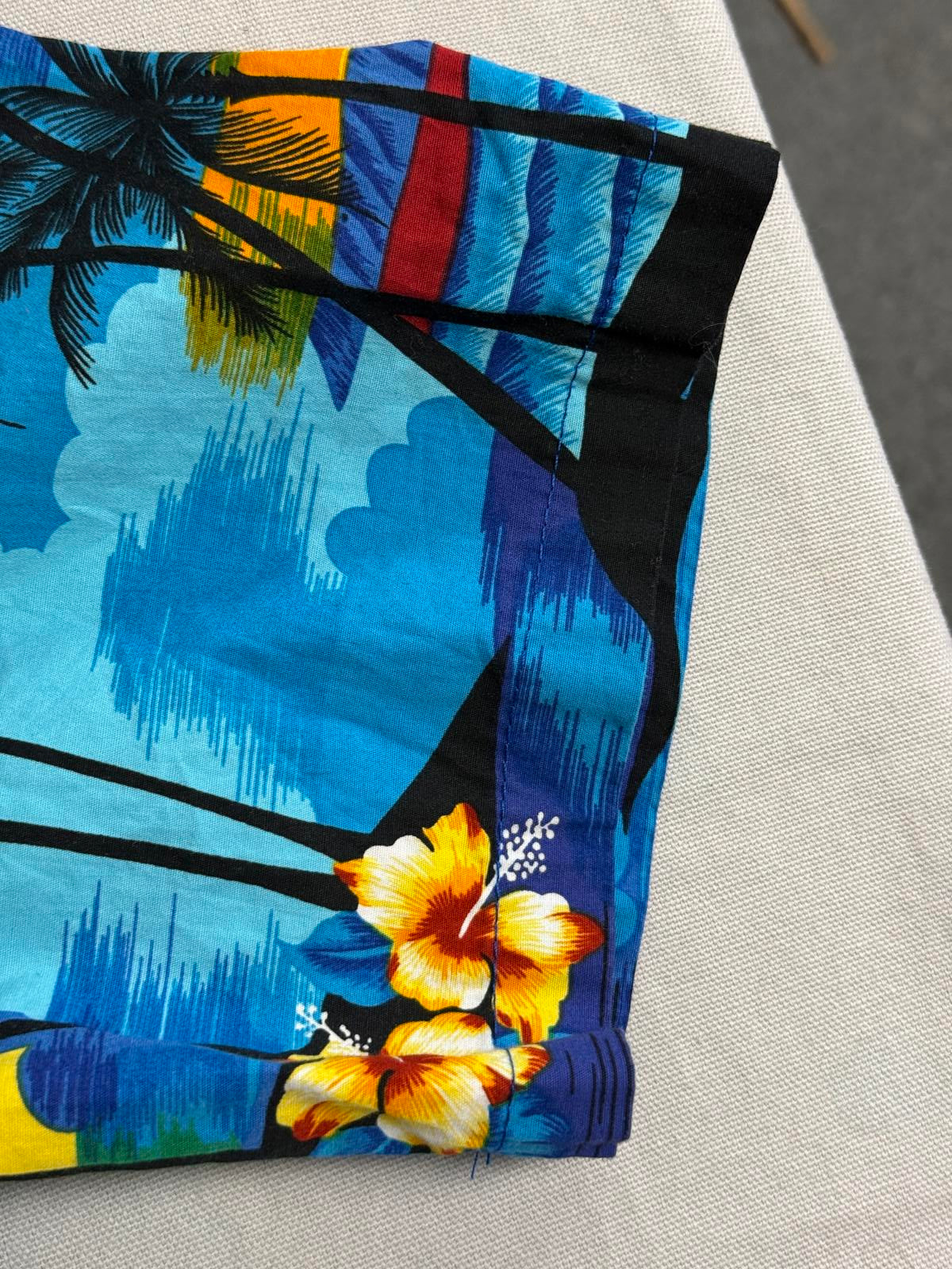 Aloha Republic Mens Hawaiin Sunset Shirt - Made in Hawaii -M