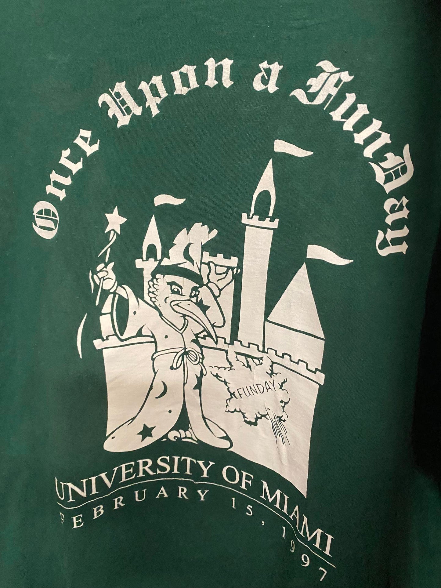 Vintage University of Miami 1997 T-shirt - Pelican @ Disney